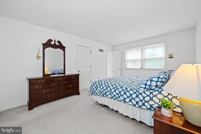21 BROOKLET DR, Wilmington, DE 19810