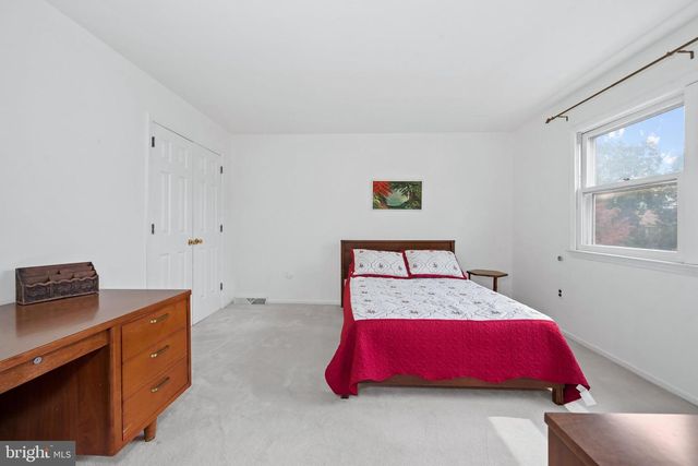 21 BROOKLET DR, Wilmington, DE 19810