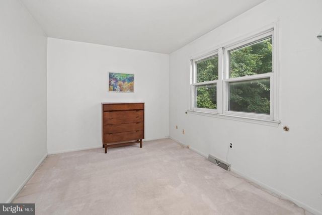 21 BROOKLET DR, Wilmington, DE 19810