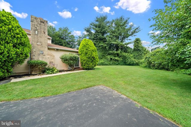 21 BROOKLET DR, Wilmington, DE 19810