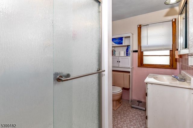 98 Wortylko St, Carteret Boro, NJ 07008