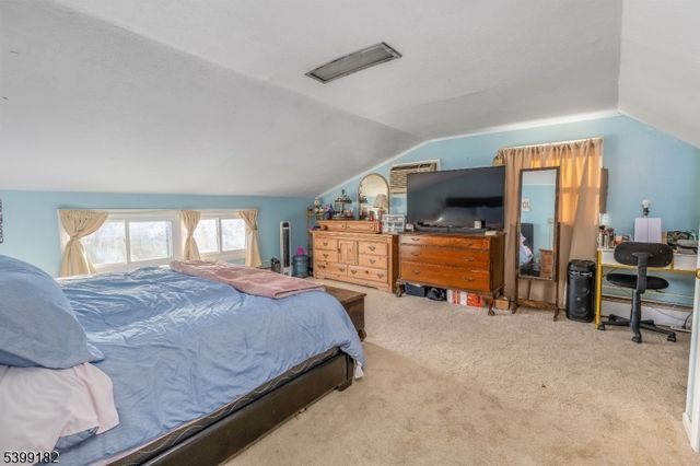 98 Wortylko St, Carteret Boro, NJ 07008