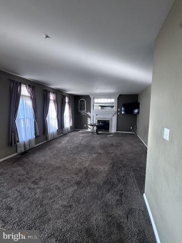 407 WINDING LN, Chalfont, PA 18914