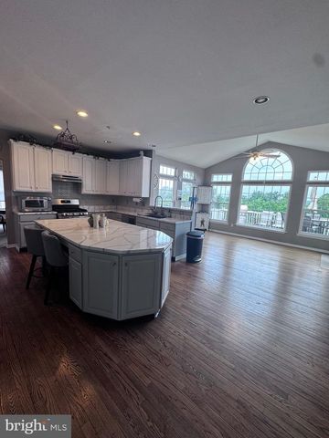 407 WINDING LN, Chalfont, PA 18914