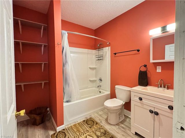 2012 E Green Drive, High Point, NC 27260