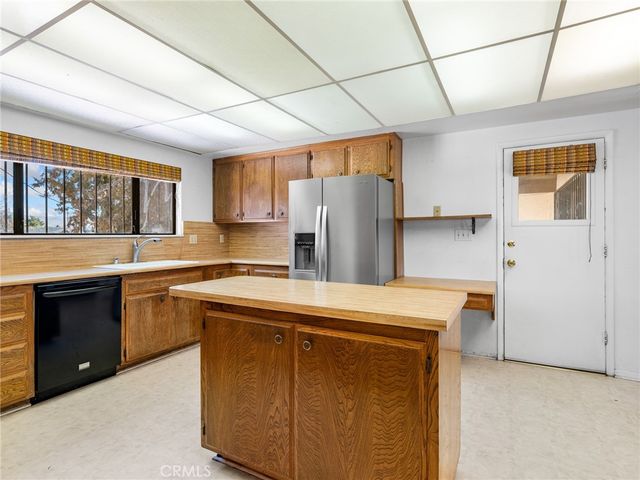 7485 Glider Avenue, Hesperia, CA 92345