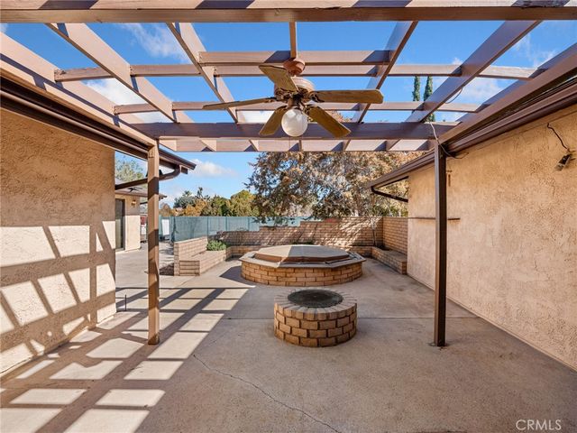 7485 Glider Avenue, Hesperia, CA 92345