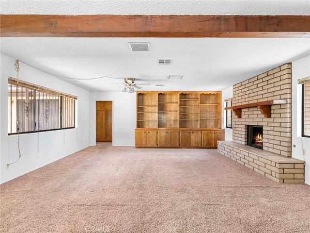 7485 Glider Avenue, Hesperia, CA 92345