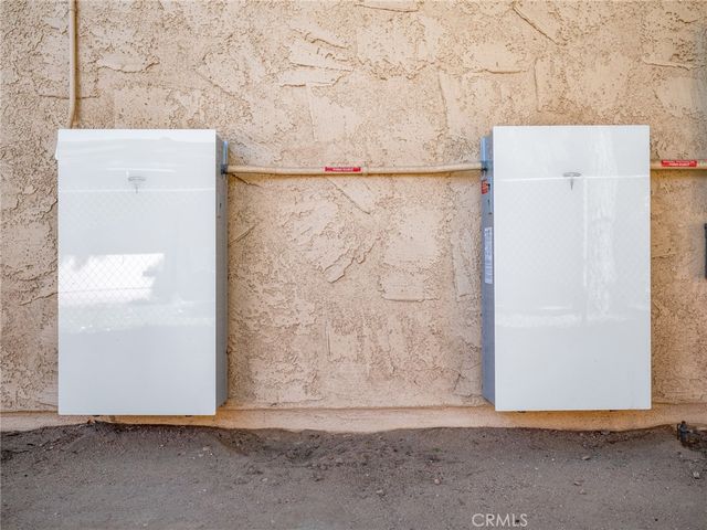 7485 Glider Avenue, Hesperia, CA 92345