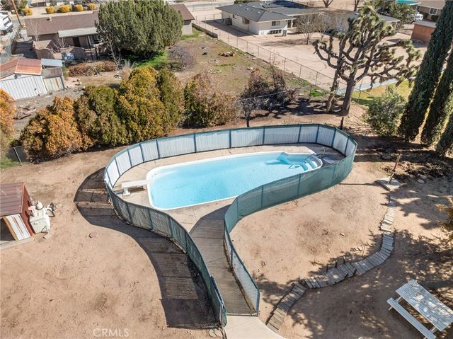 7485 Glider Avenue, Hesperia, CA 92345