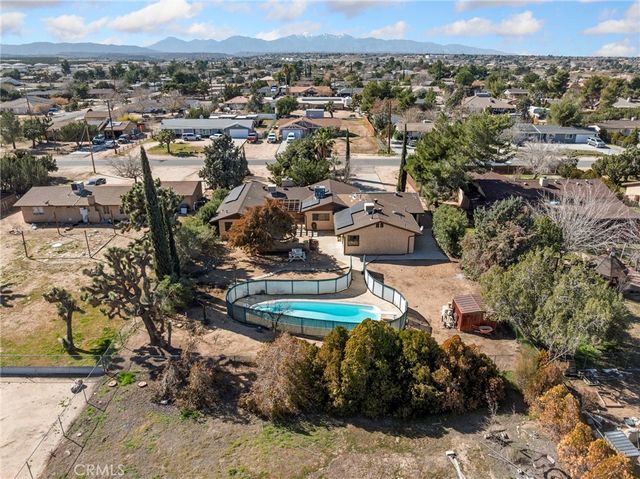 7485 Glider Avenue, Hesperia, CA 92345