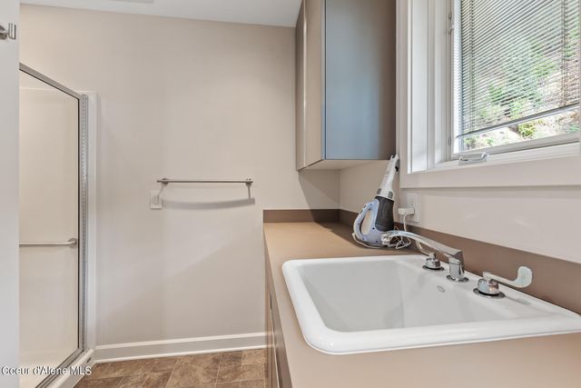 414 Mission Ave, Kellogg, ID 83837