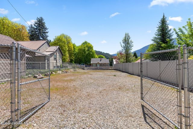 414 Mission Ave, Kellogg, ID 83837