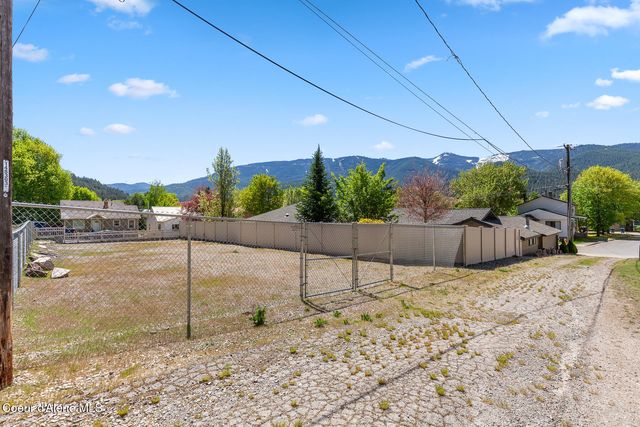 414 Mission Ave, Kellogg, ID 83837