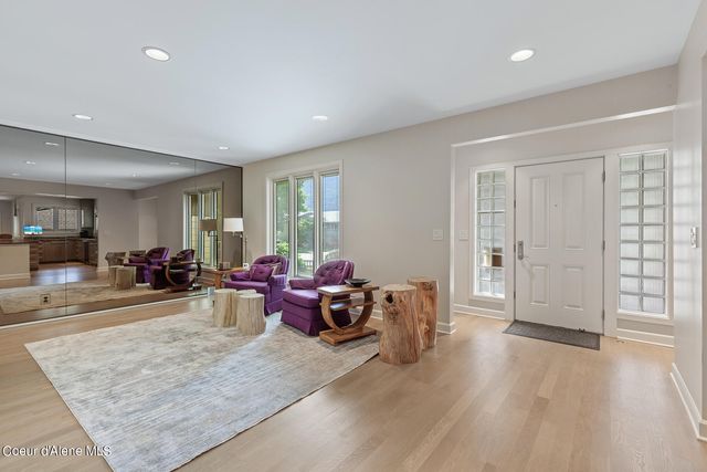 414 Mission Ave, Kellogg, ID 83837