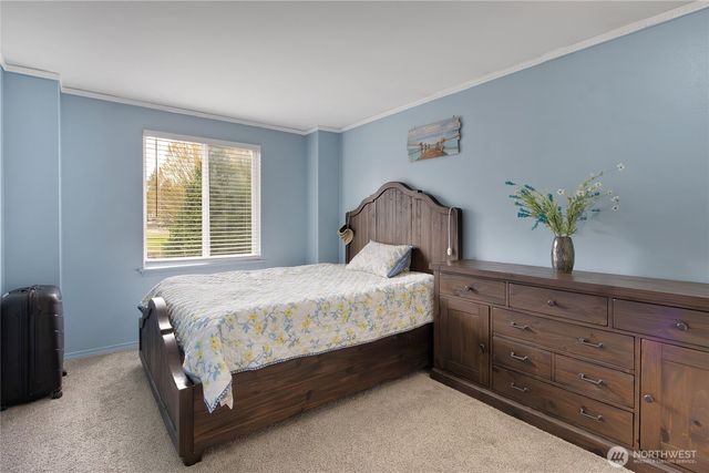 704 29th Avenue SE, Puyallup, WA 98374