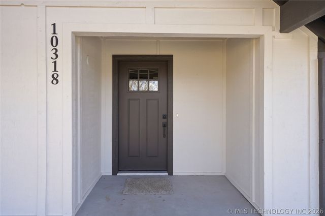 10318 E 116th Street N, Owasso, OK 74021