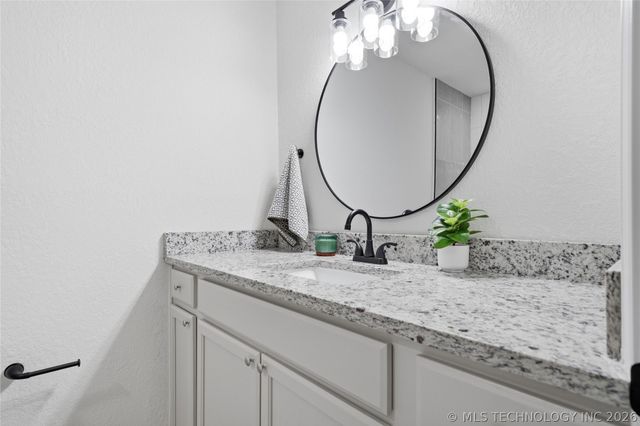 10318 E 116th Street N, Owasso, OK 74021