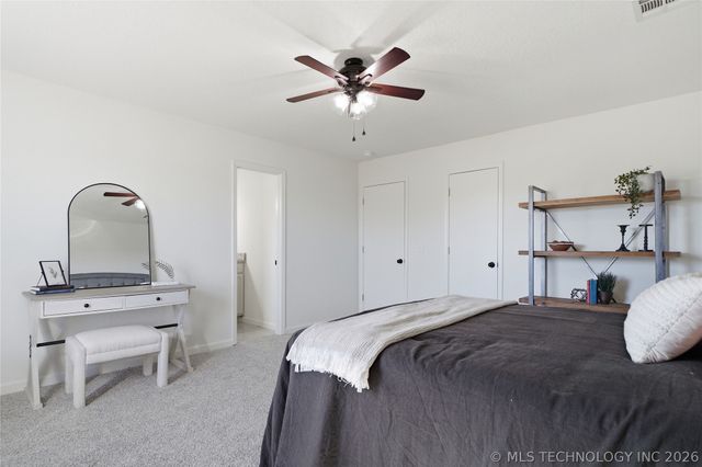 10318 E 116th Street N, Owasso, OK 74021