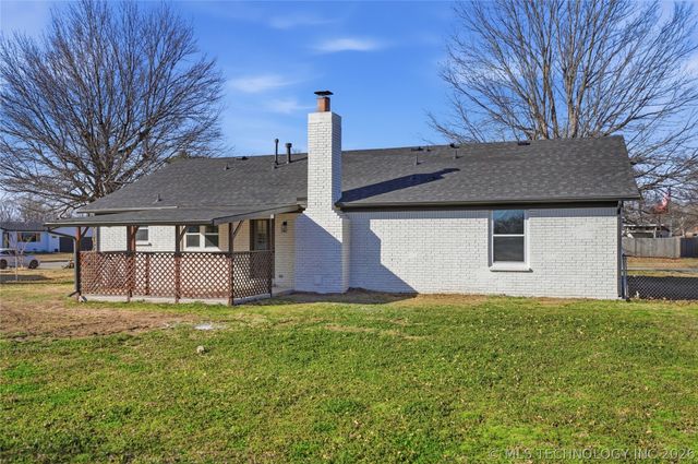 10318 E 116th Street N, Owasso, OK 74021