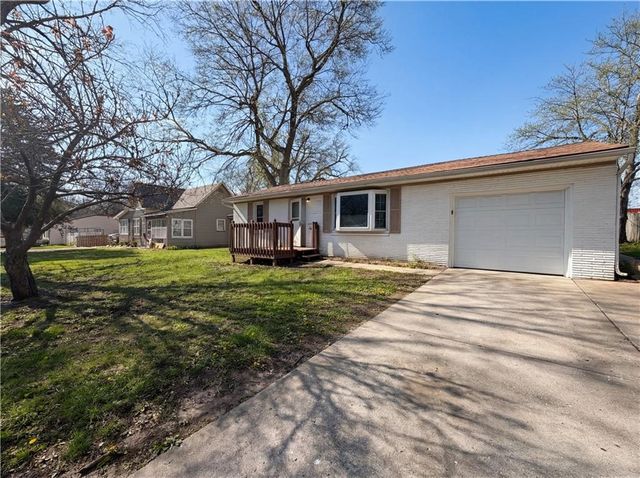 410 B Street, Belton, MO 64012