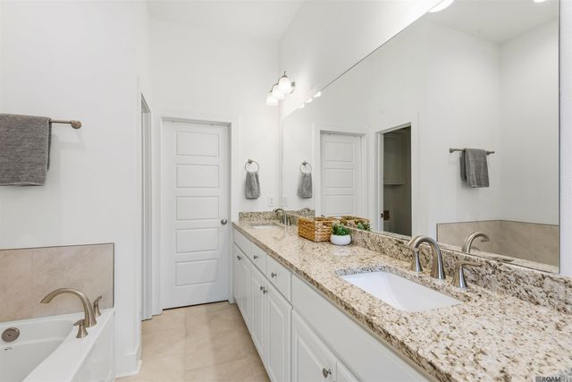7642 Trail Bend Ave, Baton Rouge, LA 70836