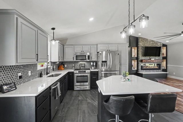4913 W Daisy Way, Sheridan Twp, MI 49412