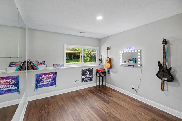 4913 W Daisy Way, Sheridan Twp, MI 49412