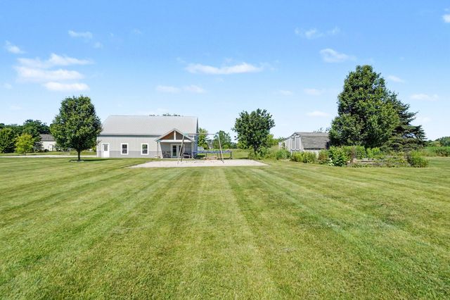 4913 W Daisy Way, Sheridan Twp, MI 49412