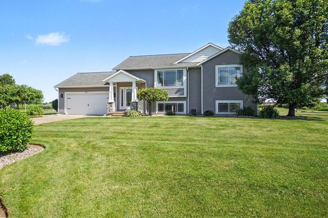 4913 W Daisy Way, Sheridan Twp, MI 49412