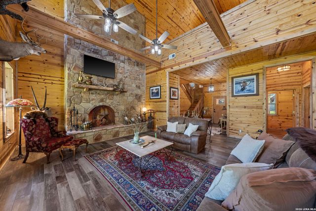 3355 Jim Brite Rd, Pleasanton, TX 78064