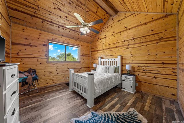 3355 Jim Brite Rd, Pleasanton, TX 78064