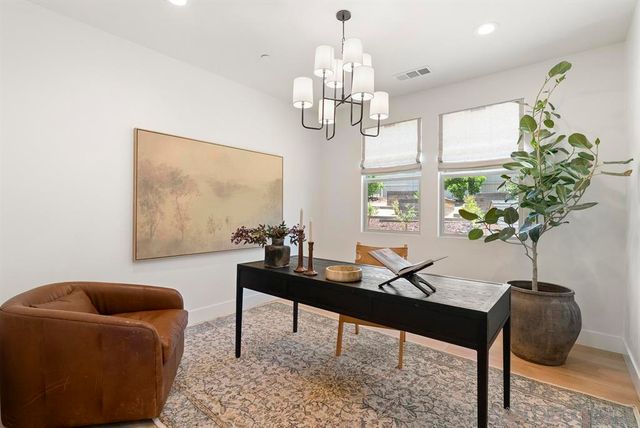 2984 Hayloft Pl, Escondido, CA 92029