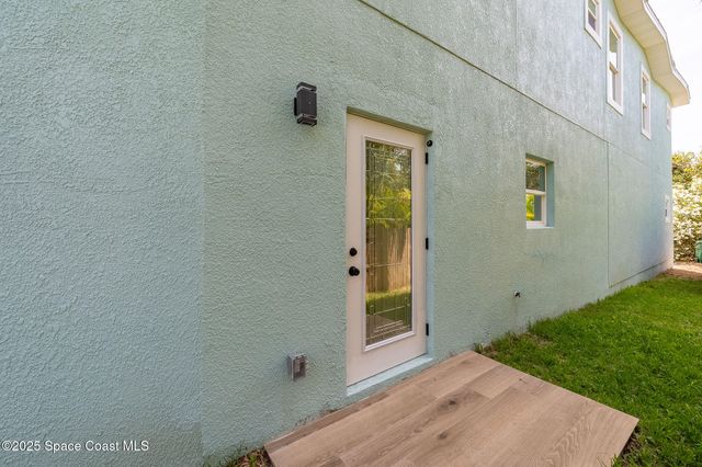 1364 Palmer Court, Cocoa Beach, FL 32931