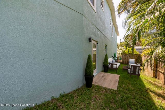 1364 Palmer Court, Cocoa Beach, FL 32931