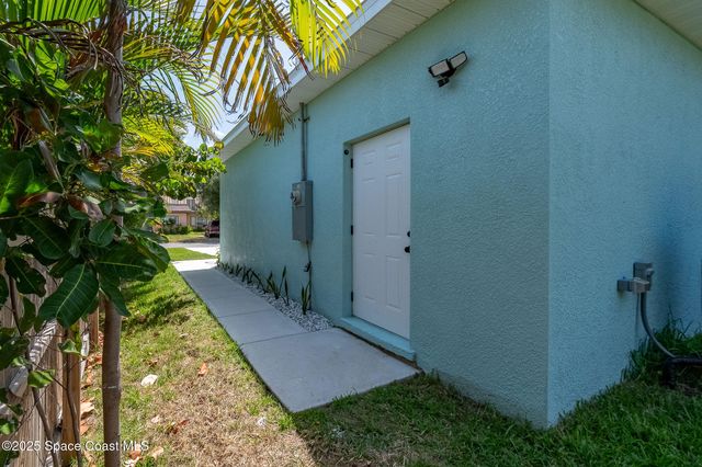 1364 Palmer Court, Cocoa Beach, FL 32931