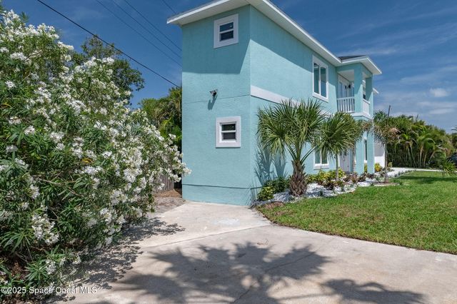 1364 Palmer Court, Cocoa Beach, FL 32931