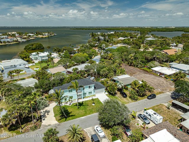 1364 Palmer Court, Cocoa Beach, FL 32931