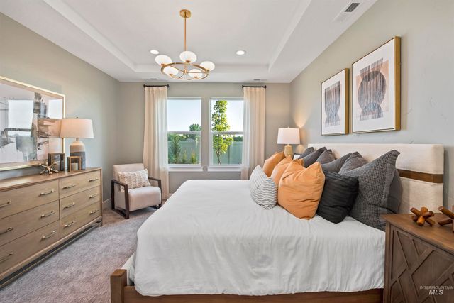 6091 W Parachute Dr, Meridian, ID 83646