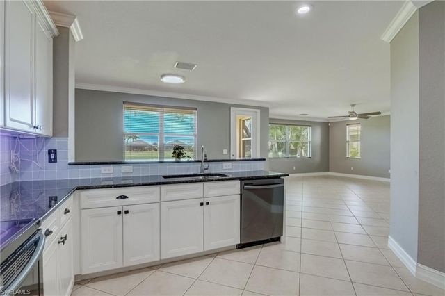 1654 Double Eagle TRL, Naples, FL 34120