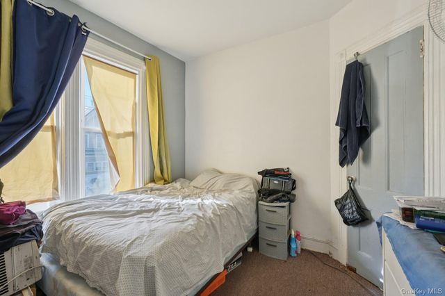 39 N 10th Avenue, Mount Vernon, NY 10550