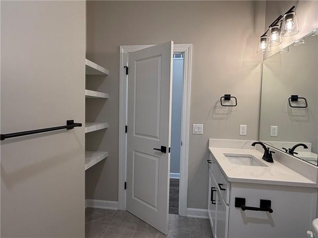 31421 W 85th Terrace, De Soto, KS 66018