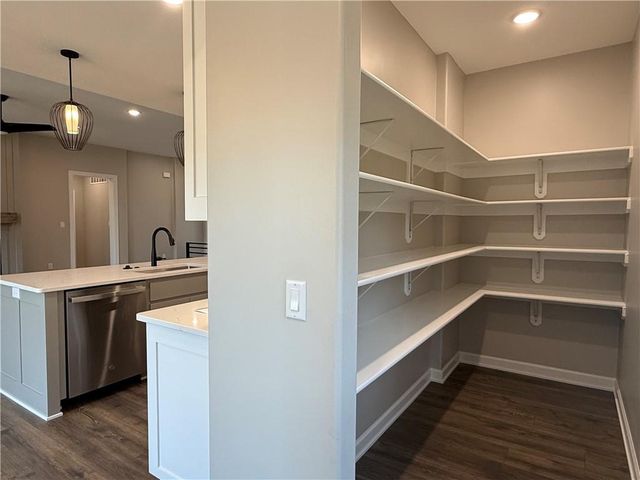31421 W 85th Terrace, De Soto, KS 66018