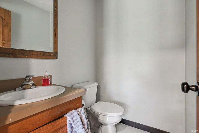 64523 County Road 33, Goshen, IN 46528
