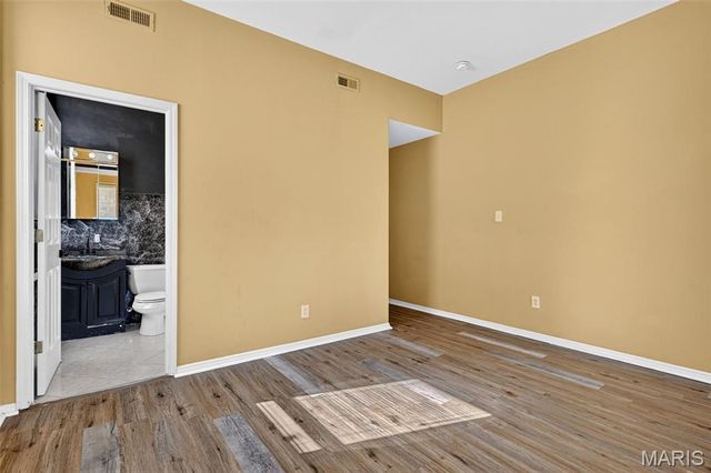 3438 Dunnica Avenue, St Louis, MO 63118