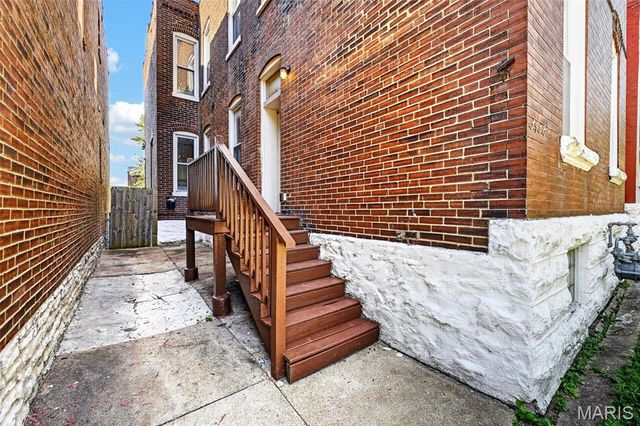 3438 Dunnica Avenue, St Louis, MO 63118