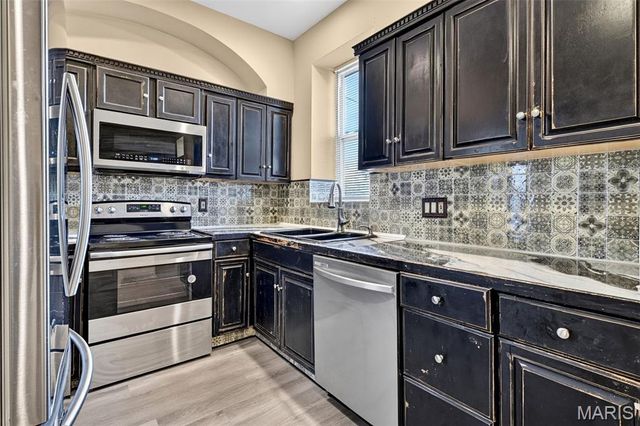 3438 Dunnica Avenue, St Louis, MO 63118