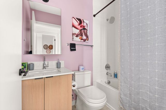 635 7th Ave S Apt 609, Nashville, TN 37203