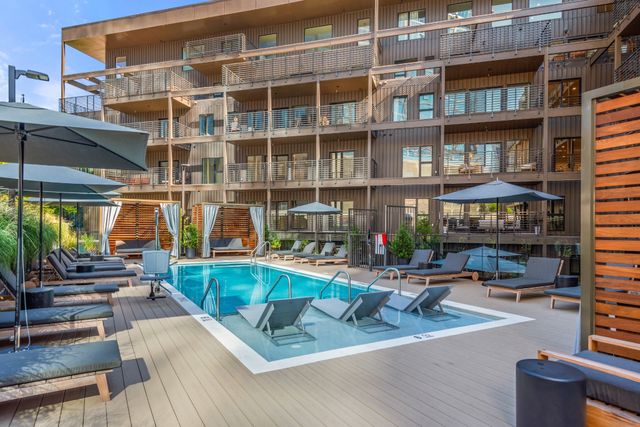 635 7th Ave S Apt 609, Nashville, TN 37203