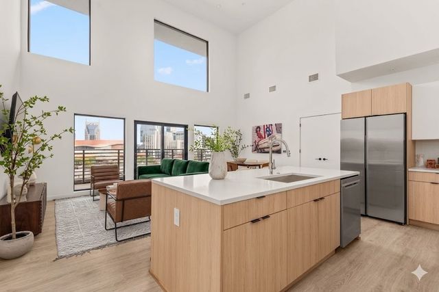 635 7th Ave S Apt 609, Nashville, TN 37203